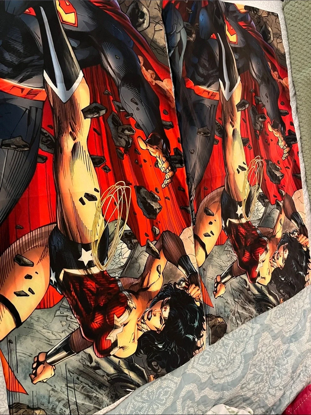 Graphic Wonder Woman 2 king sized pillow cases